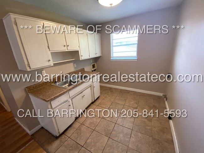 Building Photo - 1116 4th Ave W