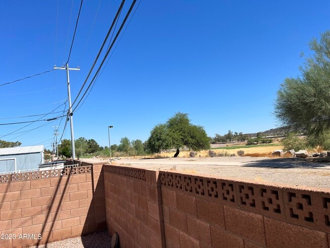 Building Photo - 12611 N 25th Ave