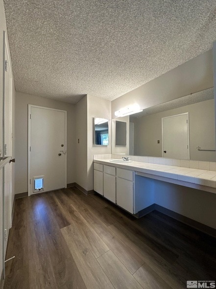 Building Photo - 462 Steffanie Wy