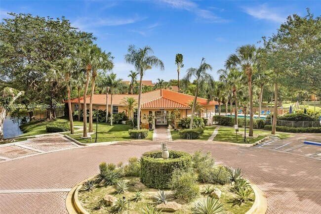 Building Photo - 10765 Cleary Blvd