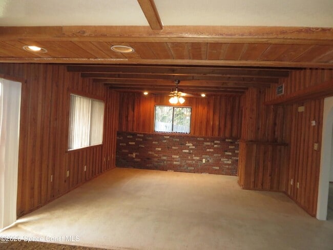 Building Photo - 1145 Horizon Ct