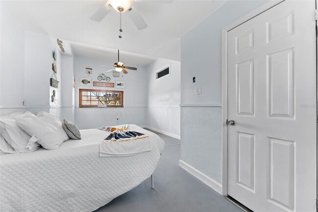 Building Photo - 13514 Garris Dr