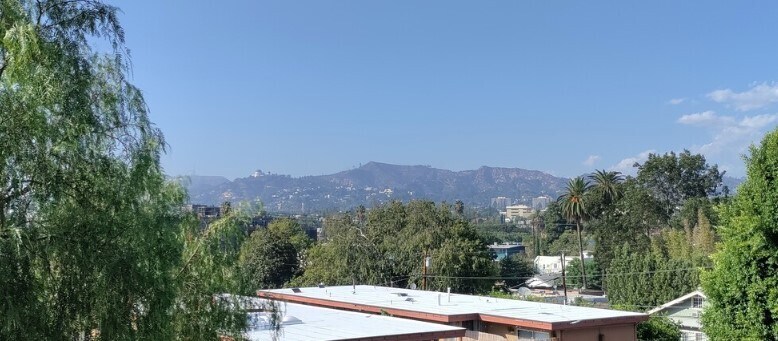 Building Photo - 1150 Sanborn Ave. Apt C