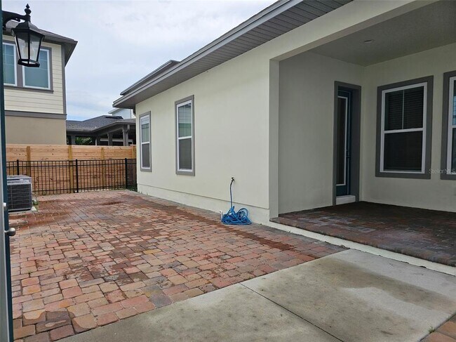 Building Photo - 14844 Deaton Aly