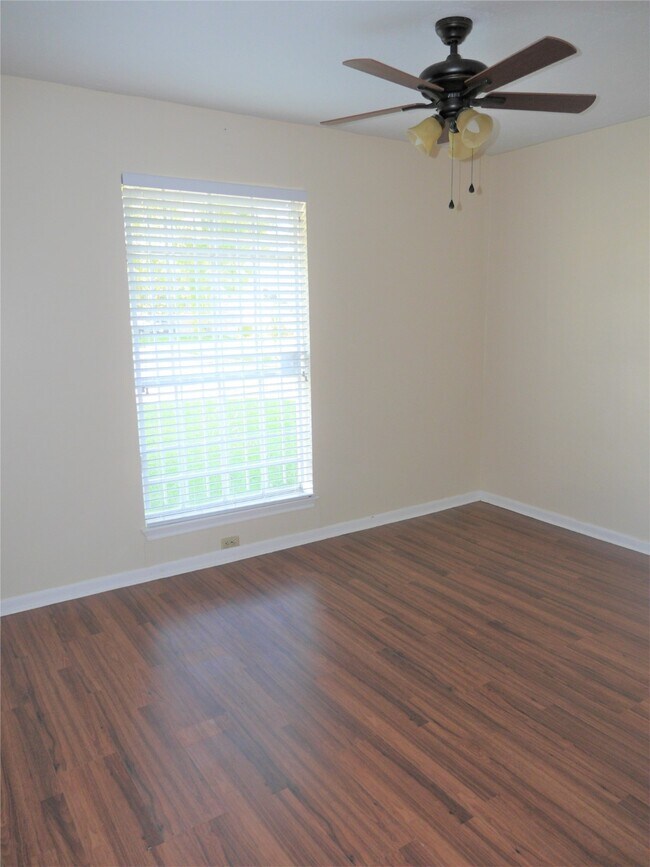 Building Photo - 11823 Carvel Ln