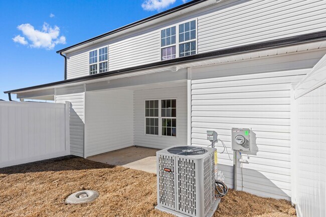 Building Photo - ***NEW CONSTRUCTION 2BR 2BATH Fort Bragg Manchester Gate less then 5 miles