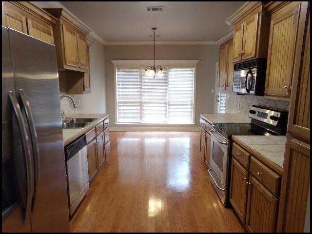 Building Photo - 37 Woodridge Dr