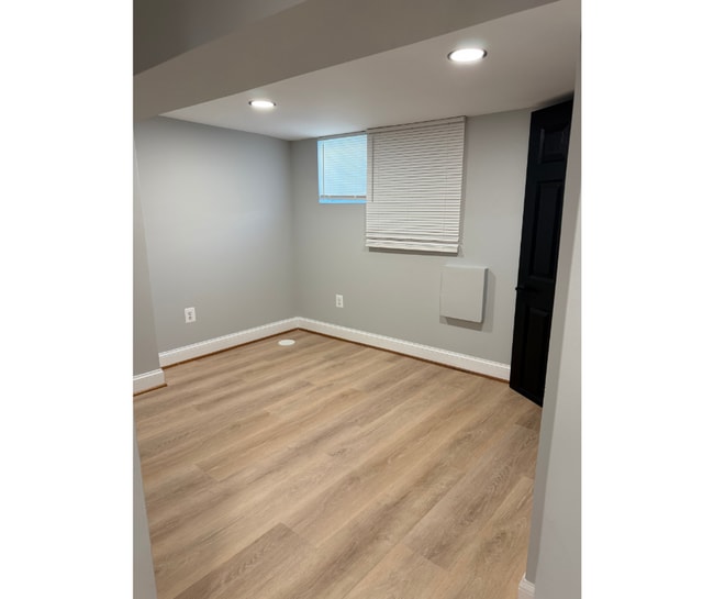 Building Photo - 1763 Montpelier St