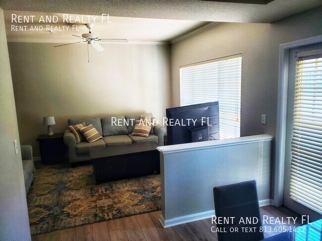 Building Photo - **A UNIT IN THE DYNAMIC AREA OF HYDE PARK**