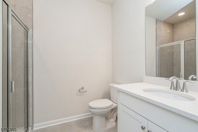 Building Photo - 43 S Davenport St