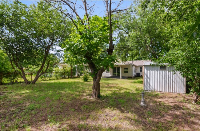 Building Photo - Newly Remodeled Home near the Village