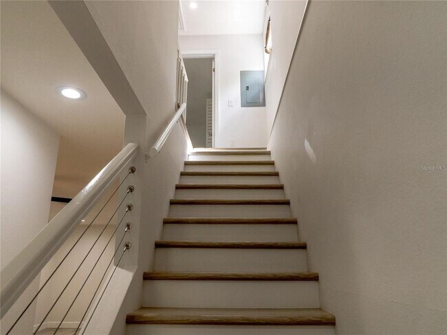 Building Photo - 517 S Summerlin Ave