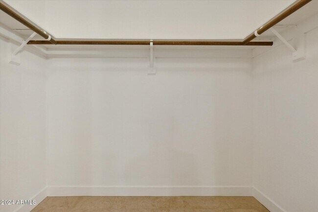 Building Photo - 8649 E Royal Palm Rd