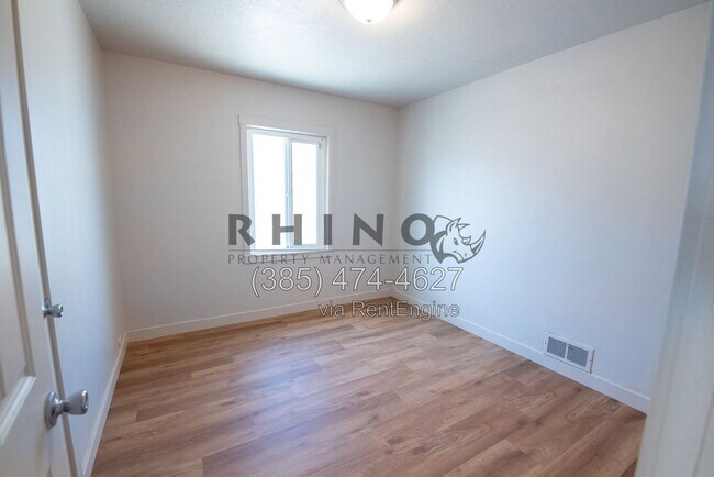 Building Photo - 2396 S 300 E