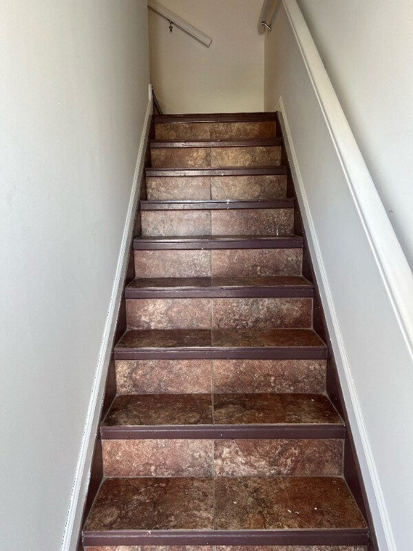 Building Photo - 10 Rockwell Ave