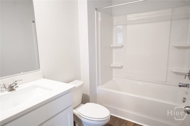 Building Photo - 102 Red Admiral Ln