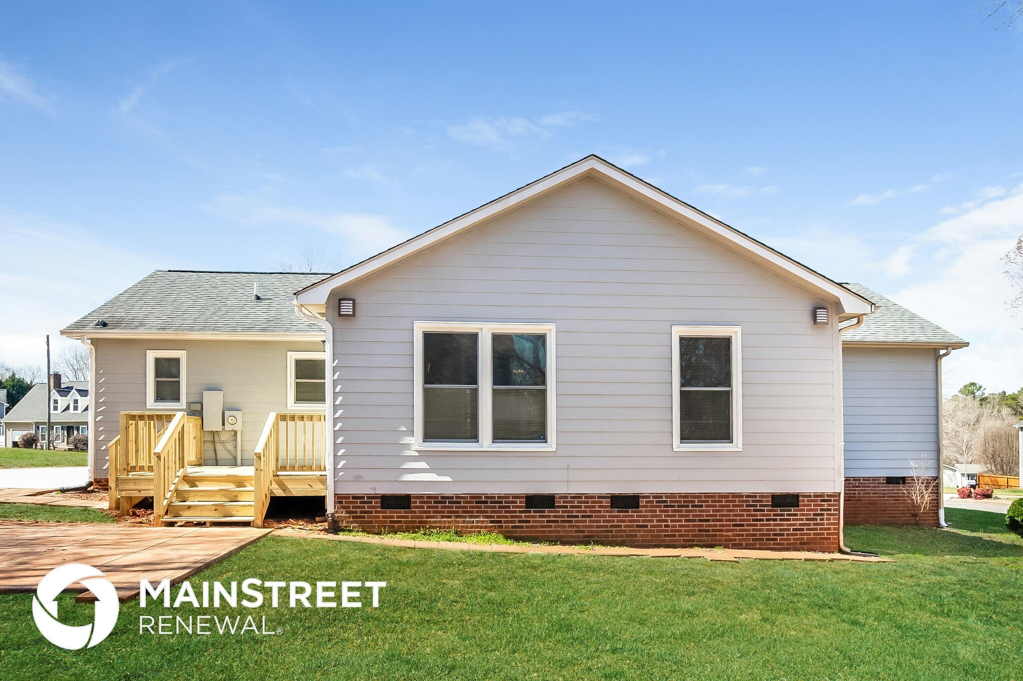 Building Photo - 124 Shade Tree Ct