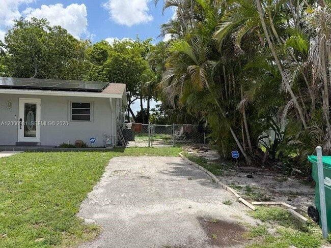 Building Photo - 20302 NW 39th Ct