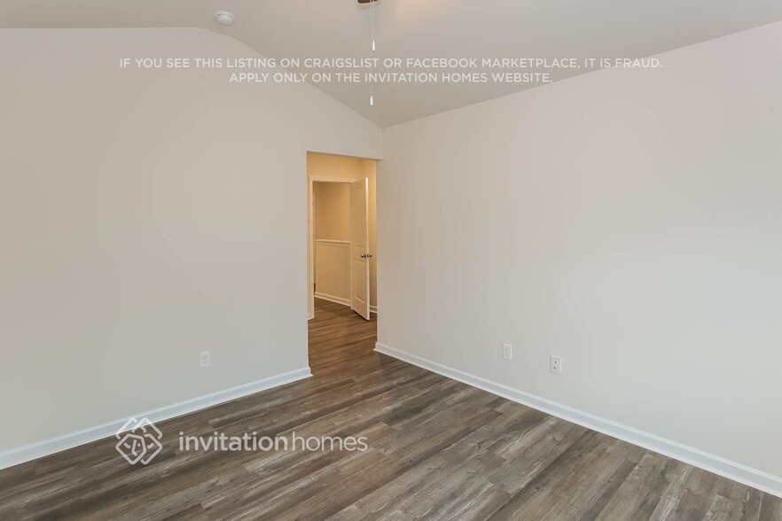 Building Photo - 11561 Brier Vlg Ln