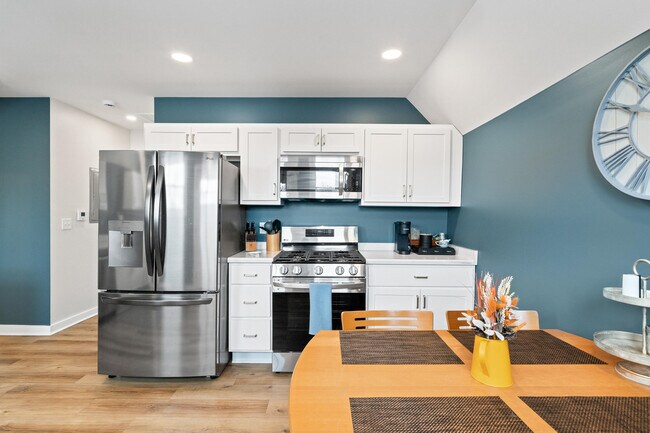 Building Photo - 80 W Geneva St