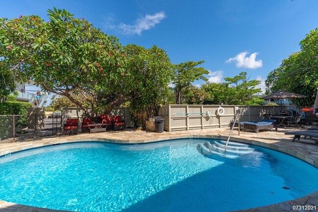 Building Photo - RECENTLY RENOVATED GROUND FLOOR PUALEI CIR...