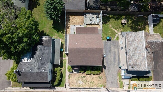 Building Photo - 12 Capner St