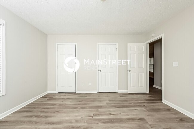 Building Photo - 3 Bedroom Pet-Friendly Home in COVINGTON, GA with Main Street Renewal