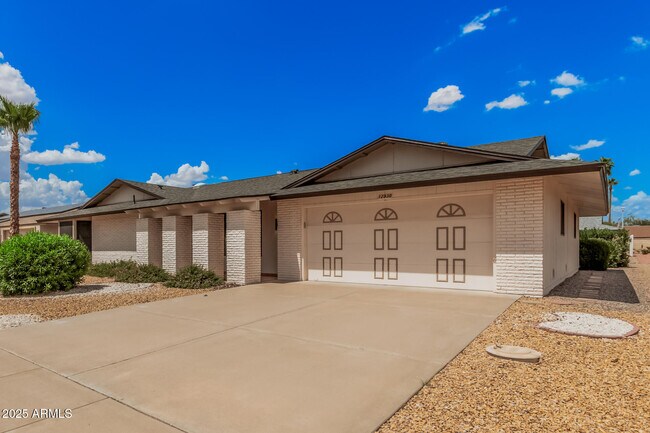 Building Photo - 12930 W Seville Dr