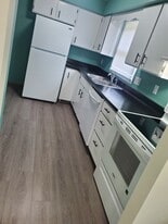 Building Photo - 1863 Wisconsin St