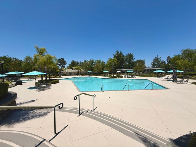 Building Photo - Four Seasons 55+ – Beautifully Upgraded with Views!