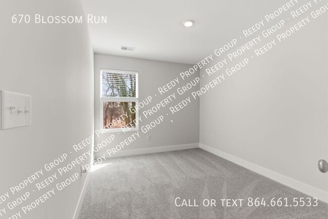 Building Photo - 670 Blossom Run