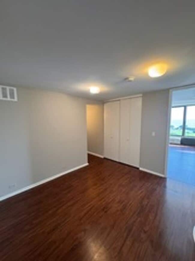 Building Photo - 505 N Lake Shore Dr
