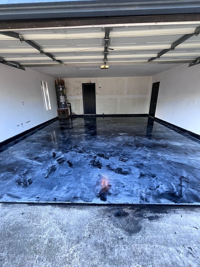Building Photo - BEAUTIFUL REMODELED HOME IN ROSEVILLE!!