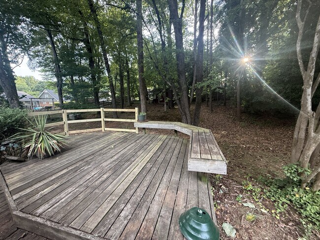 Building Photo - 3003 Amidon Dr