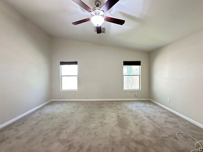 Building Photo - Home for Rent