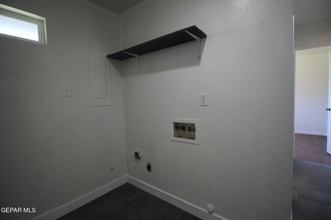 Building Photo - 19014 Armington Dr