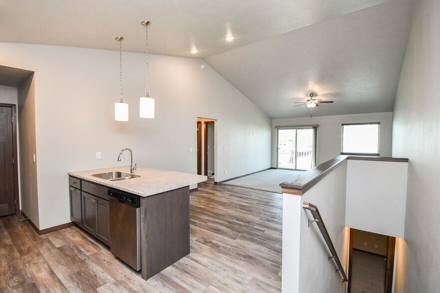 Building Photo - 1114 N Brennan Ct