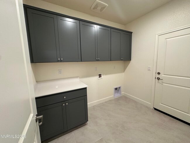 Building Photo - 6882 Pilot Peak Rd