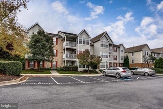 Building Photo - 6205 Sandpiper Ct