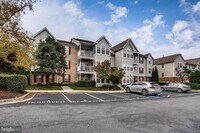 Building Photo - 6205 Sandpiper Ct