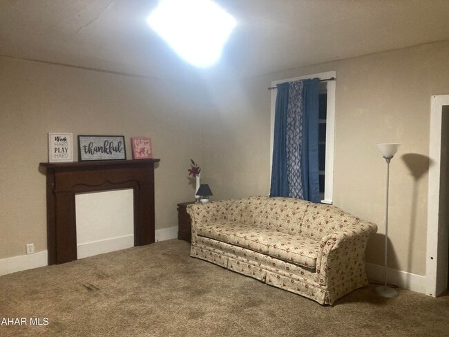 Building Photo - 3117 Main Rd