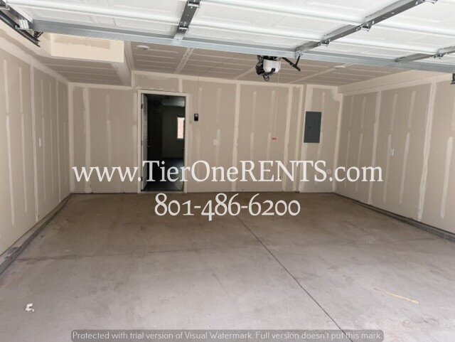 Building Photo - NO DEPOSIT option available for qualified renters with Obligo