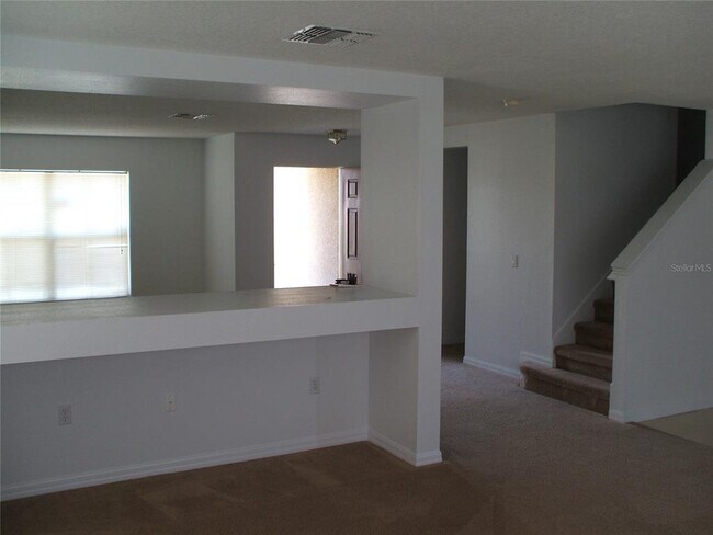 Building Photo - 2872 Paynes Prairie Cir