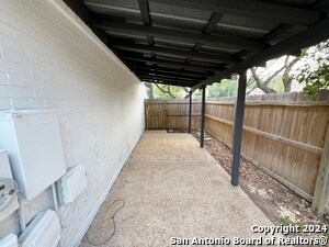Building Photo - 13030 Hunters Moon
