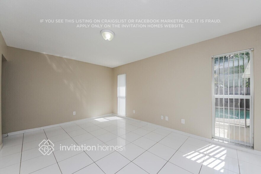 Building Photo - 121 Hidalgo Ave