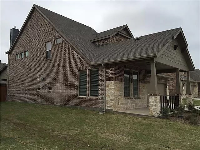 Building Photo - 241 Dragonfly Dr