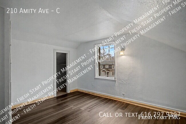 Building Photo - 210 Amity Ave