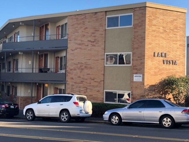 Interior Photo - Lake Vista Apartments