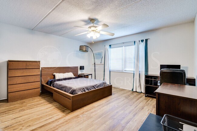 Building Photo - Wake Up to the Ocean Breeze – Your Beachsi...