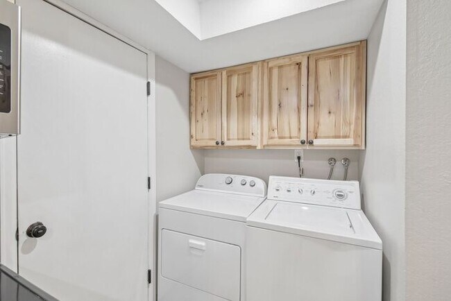 Building Photo - Townhome-Style Living with Greenbelt Views, Attached Garage & Community Pool!